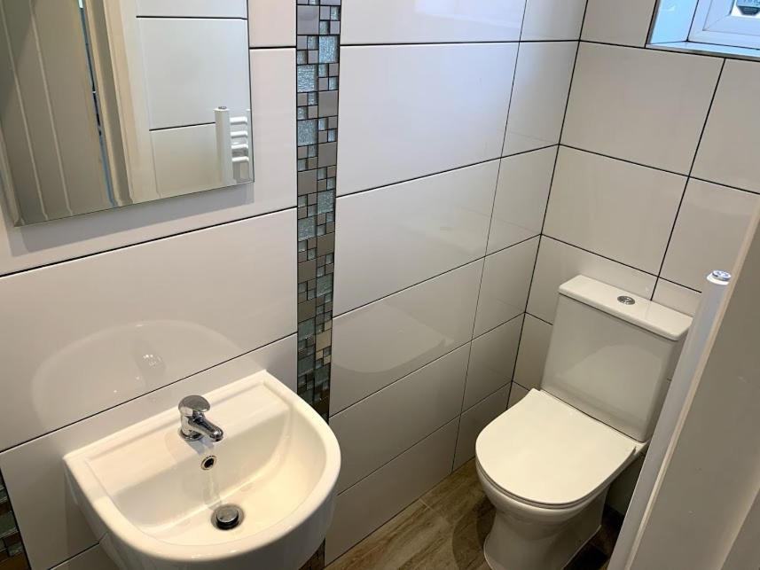 Limpenny Studio Apartment - Work Friendly And Outstanding Garden Studio Close To City Centre Nottingham Luaran gambar