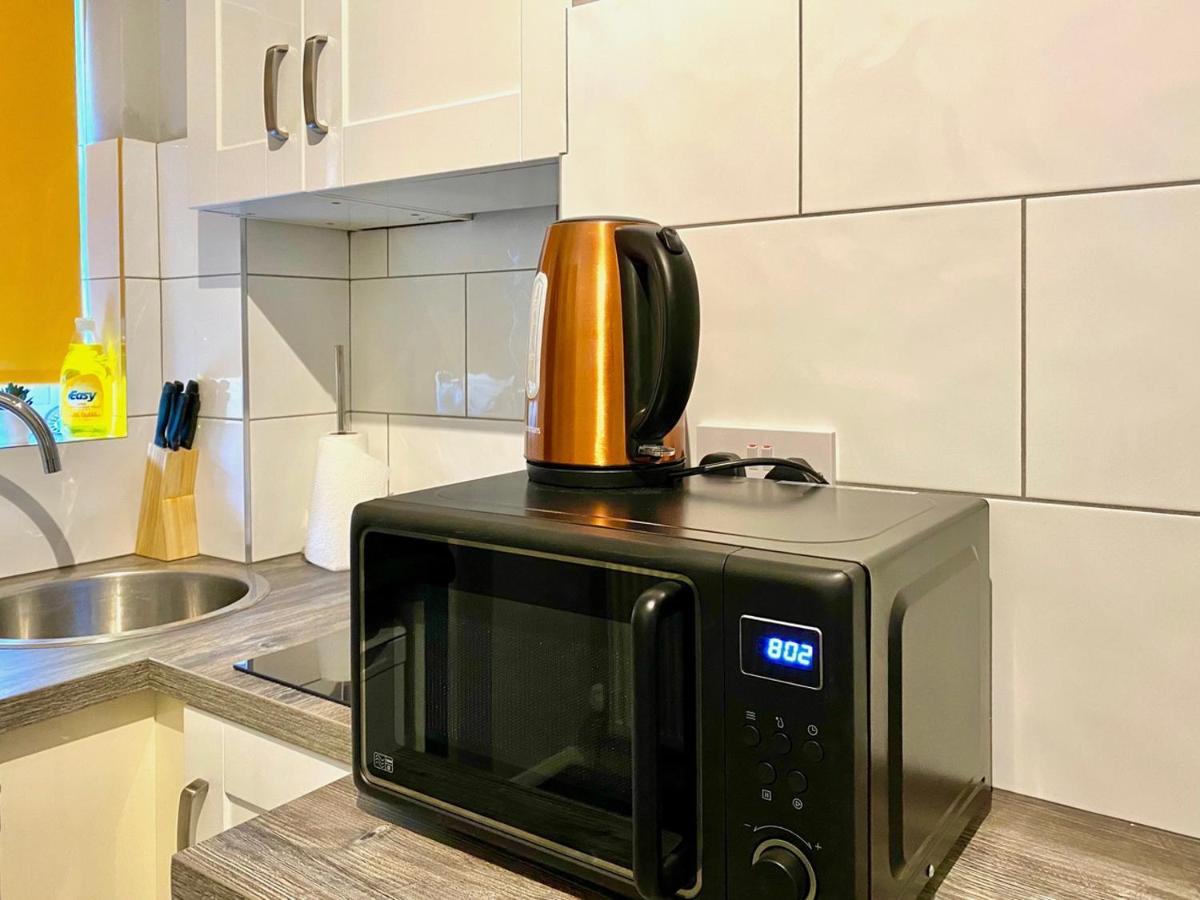 Limpenny Studio Apartment - Work Friendly And Outstanding Garden Studio Close To City Centre Nottingham Luaran gambar
